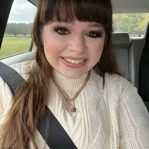 Meet your Posher, Chase